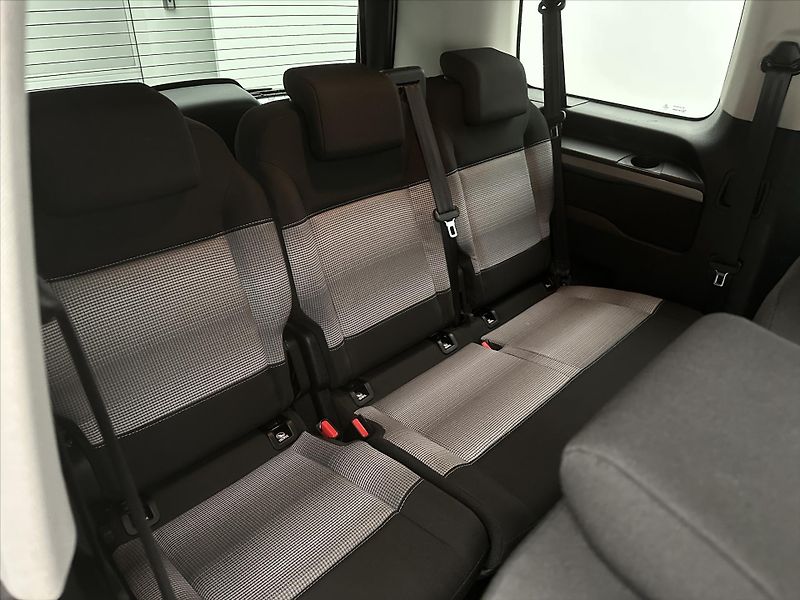 Citroën SpaceTourer 2,0 BlueHDi 150 M Feel CZ - fotka 12 z 38