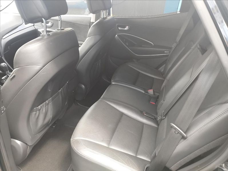 Hyundai Santa Fe 2,2 CRDi 145KW - fotka 18 z 20