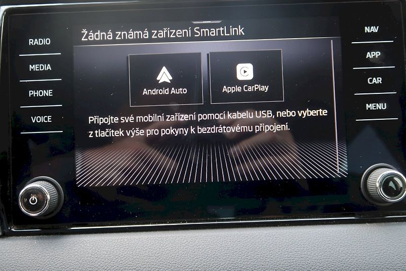 Škoda Karoq (2025) Top Selection 1.5 TSI 110 kW - fotka 7 z 28