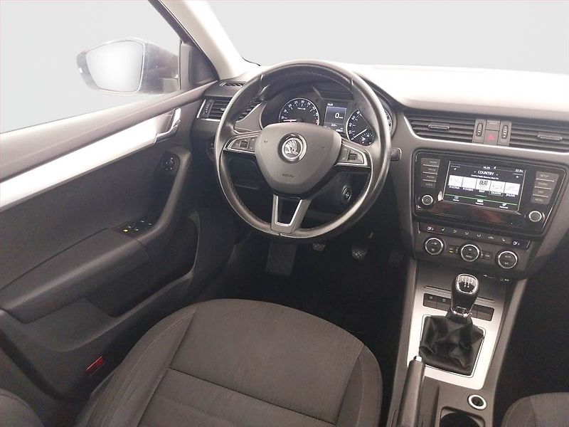 Škoda Octavia (2017) Style 1.6 TDI, Tempomat - fotka 7 z 23