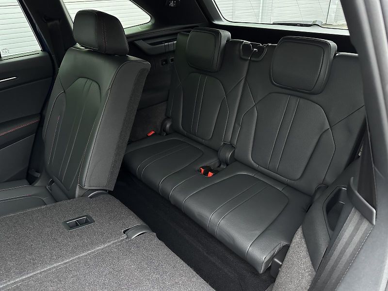 Škoda Kodiaq RS 2.0TSi DSG 4x4 265PS Matrix - fotka 45 z 54