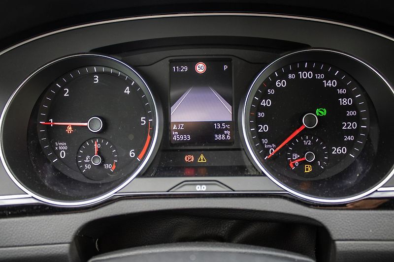 Volkswagen Passat - fotka 16 z 41