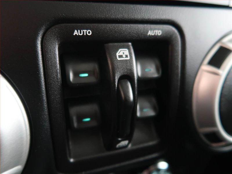 Jeep Wrangler (2018) 3.6 V6 - fotka 20 z 20