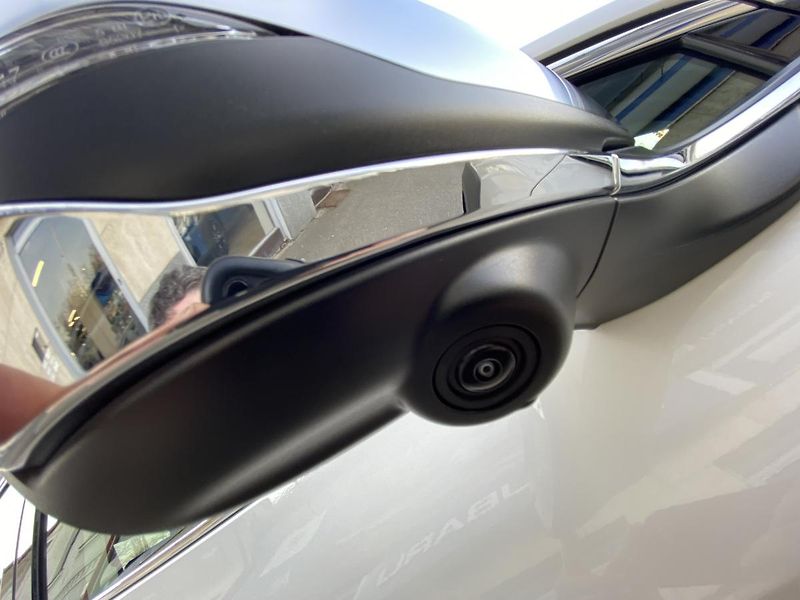 Subaru Outback (2025) 2.5i-Touring EyeSight -2025,5 - fotka 8 z 17