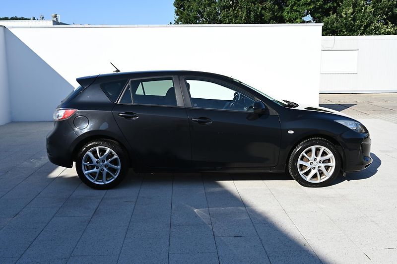 Mazda 3 2.0 110KW Sports-Line 7/2012 - fotka 4 z 30