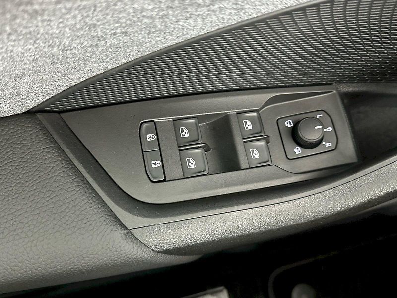 Škoda Octavia (2025) Combi 2.0TDI 85kW Top Selectio - fotka 25 z 30