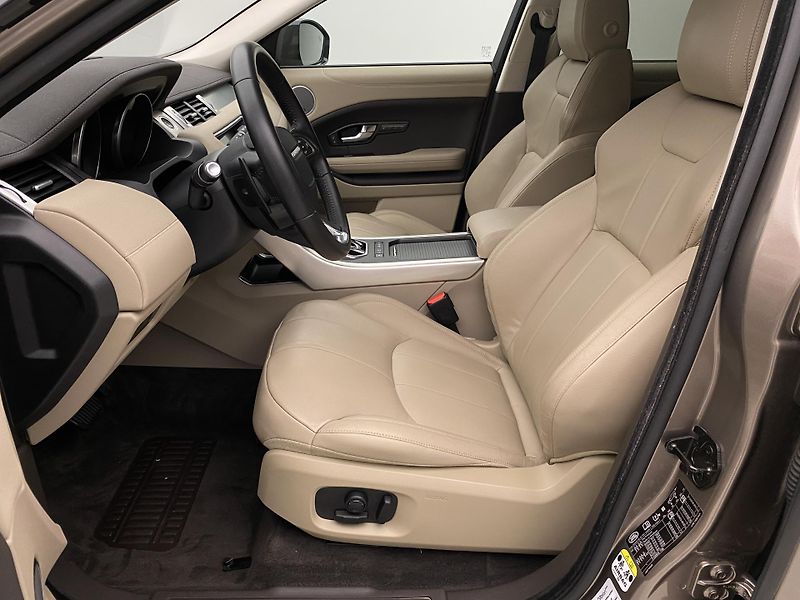 Land Rover Range Rover Evoque Si4 HSE AWD AUT CZ REZERVACE - fotka 3 z 38