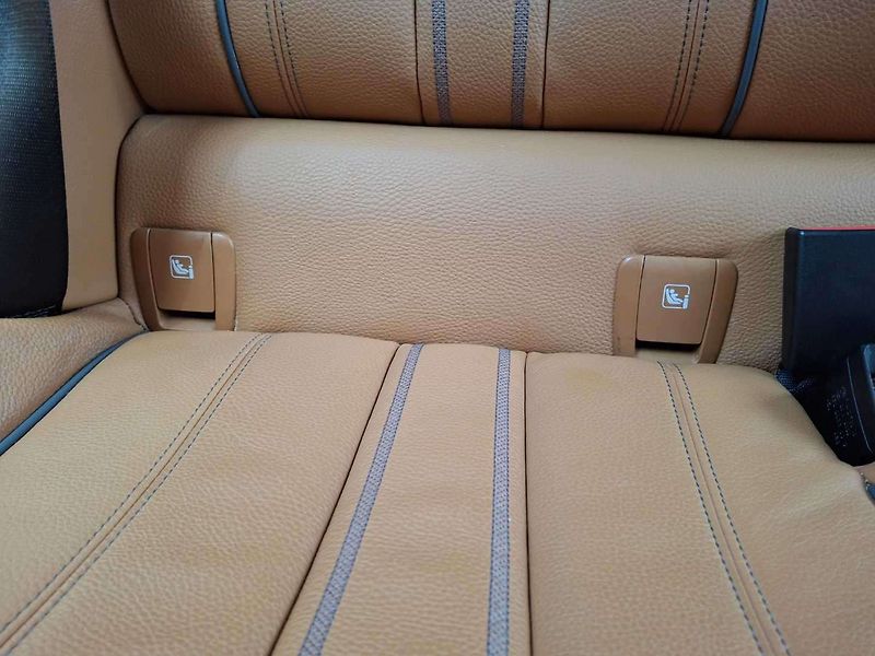 BMW Řada 5 530d xDrive AT Touring - fotka 28 z 71