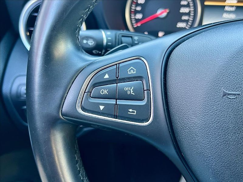 Mercedes-Benz Třídy C C 180 d - fotka 27 z 46