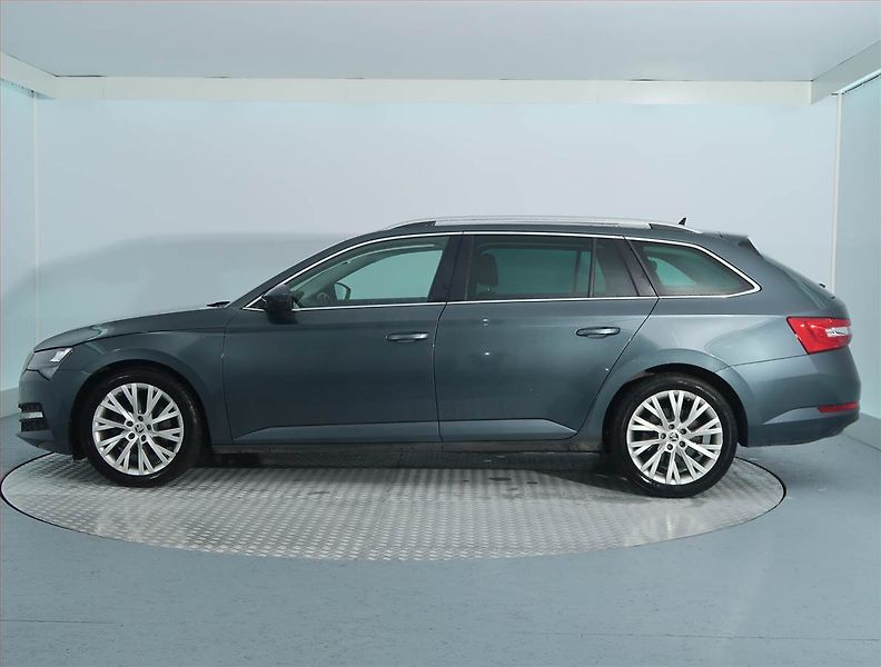 Škoda Superb (2020) 1.6 TDI, Automat, Navi - fotka 3 z 19