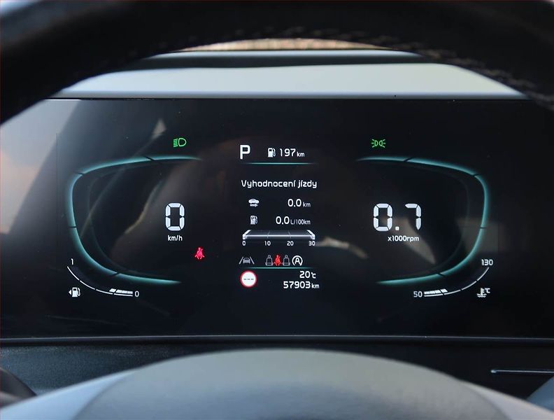 Kia Sportage (2023) Exclusive 1.6 T-GDI MHEV - fotka 11 z 25