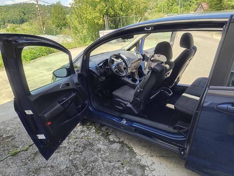 Ford B-MAX (2014) 1.4 66KW/VYHŘ.SED+SKLO/AC/ESP - fotka 24 z 54