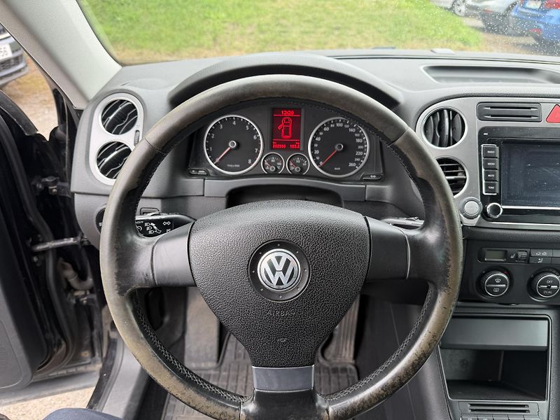 Volkswagen Tiguan 1.4 TSI 4 MOTION - fotka 19 z 24