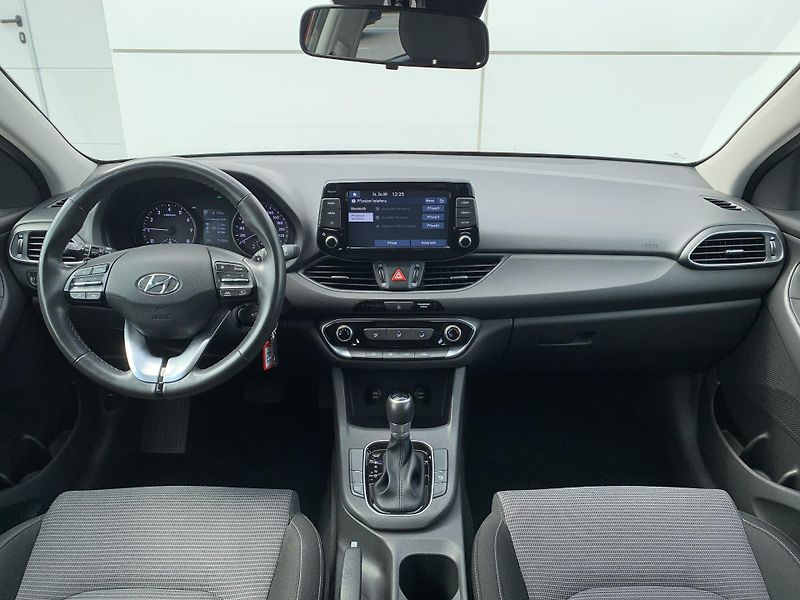 Hyundai i30 WG COMFORT 1.0 T-GDI 88kW DCT - fotka 2 z 25