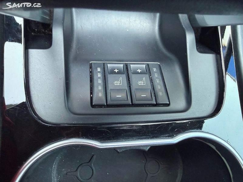 Ford S-MAX 2,2 TDCI 147kW 7míst - fotka 19 z 38