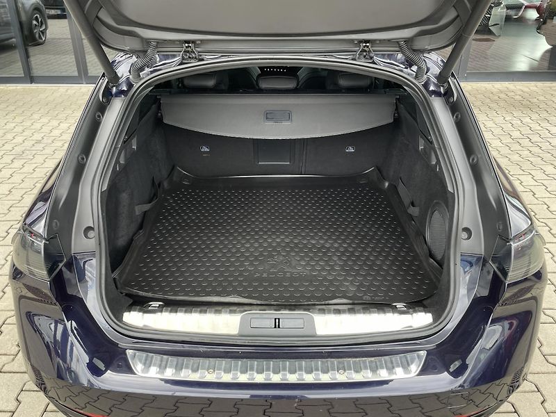 Peugeot 508 GT 1.6 PT 133 kW - fotka 6 z 33