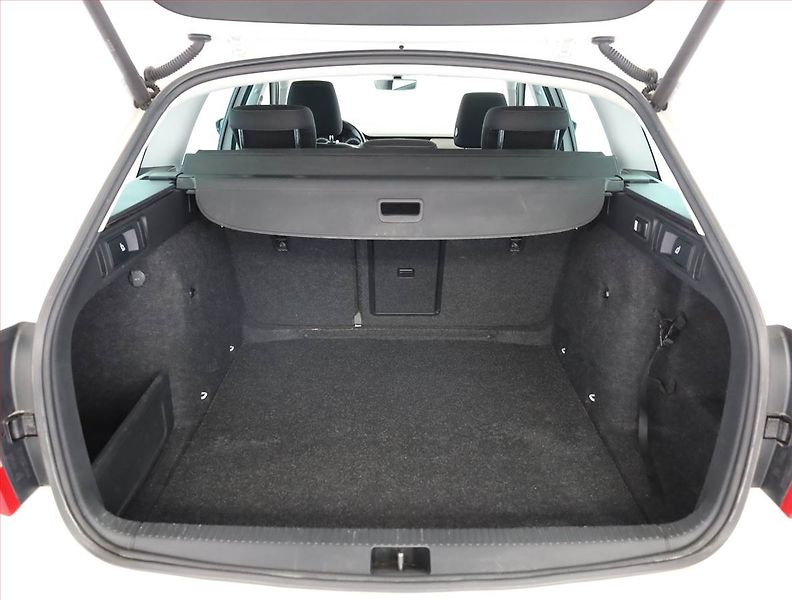 Škoda Octavia (2018) Scout 2.0 TDI, 4X4, Tempomat - fotka 20 z 21