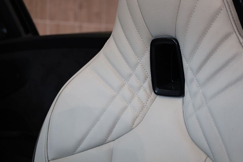 BMW Z4 M40i, Harman, Adaptiv, HUD - fotka 14 z 23