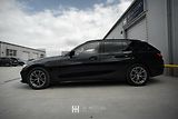 BMW Řada 3 (2022) 320d Touring 140kW Facelift - náhled 4