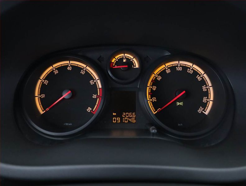 Opel Corsa (2013) 1.2, Serv.kniha, Tempomat - fotka 9 z 16