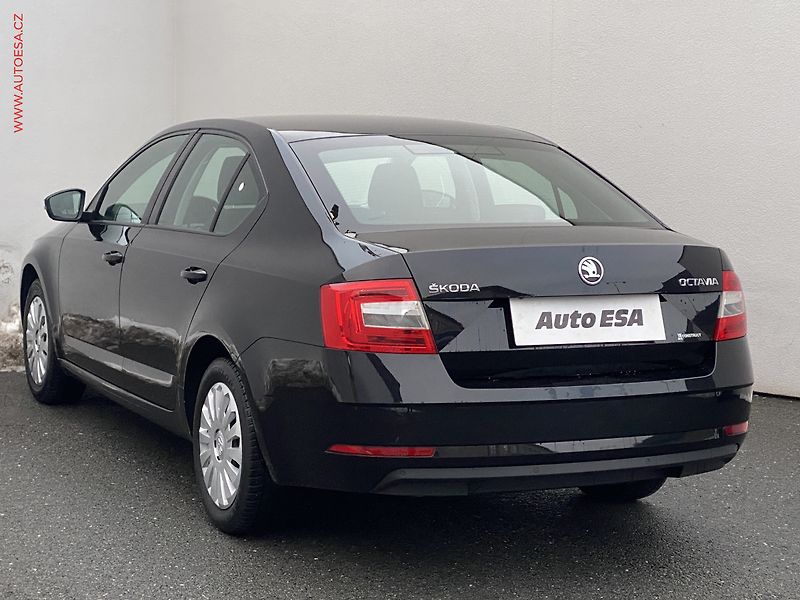 Škoda Octavia (2019) 1.6 TDi, ČR, Ambition, +kola - fotka 6 z 17