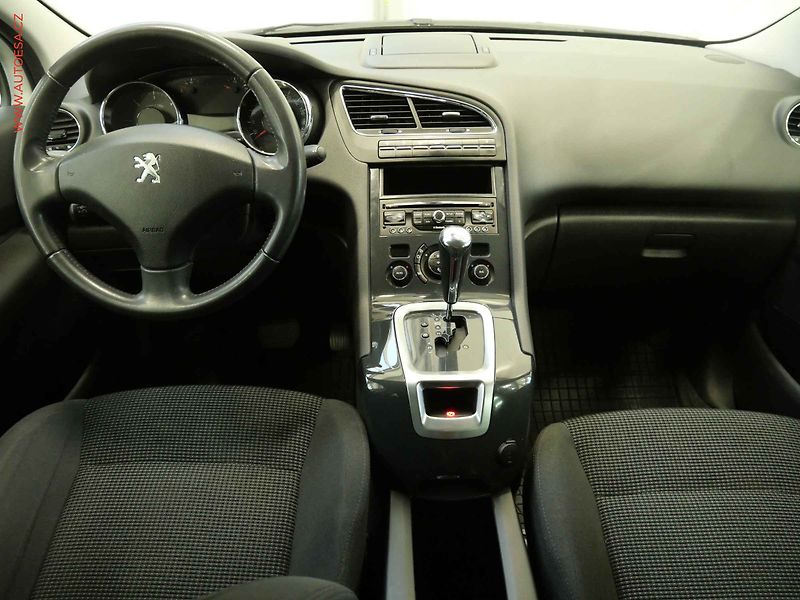 Peugeot 5008 (2015) 1.6HDi, ČR, AT, headUP - fotka 8 z 22