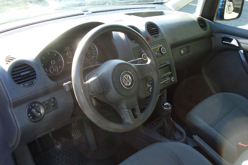 Volkswagen Caddy (2014) 1.6 TDi, Invalid úprava,rampa - fotka 35 z 73