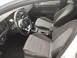 Volkswagen Golf 2,0 TDi 110KW R-Line - náhled 7
