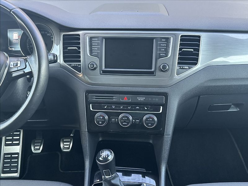 Volkswagen Golf Sportsvan 1,2 TSI 110PS  Allstar - fotka 25 z 52