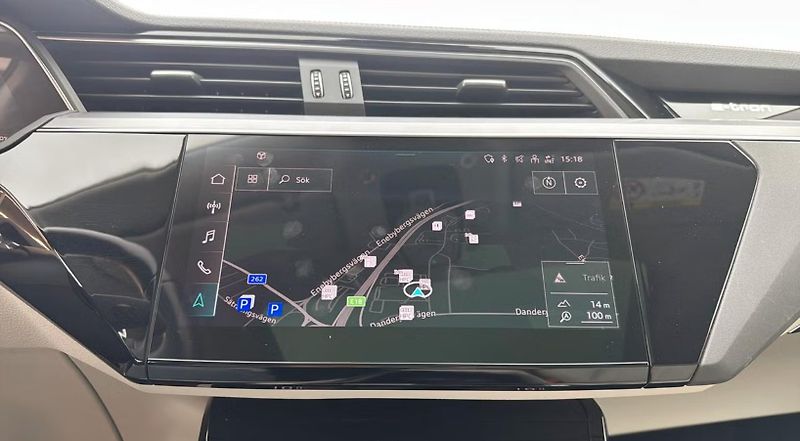 Audi Q8 e-tron SB 55 Q 360k Pano Taž Bílý in. - fotka 24 z 25