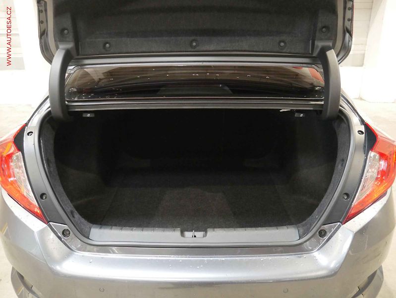 Honda Civic (2017) 1.5VTEC Turbo, servis.kniha - fotka 7 z 21