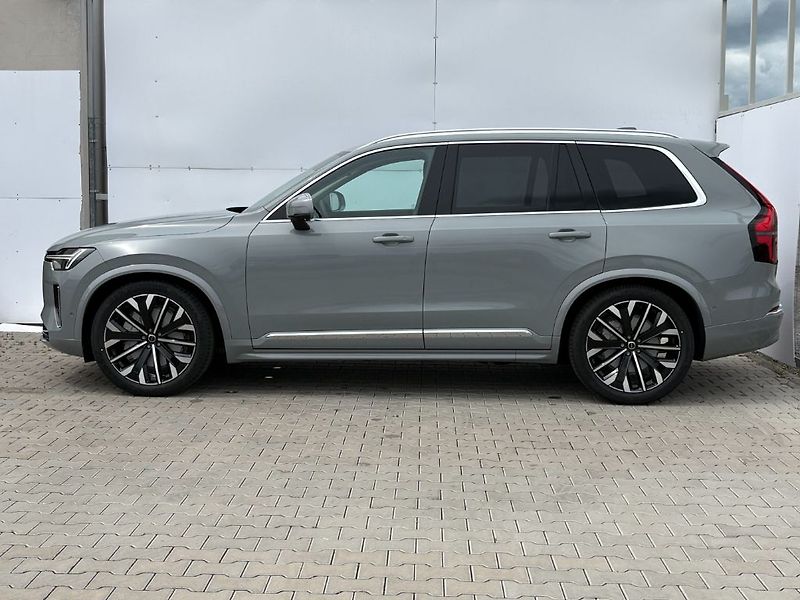 Volvo XC90 Plus Bright B5 184kW - fotka 9 z 18