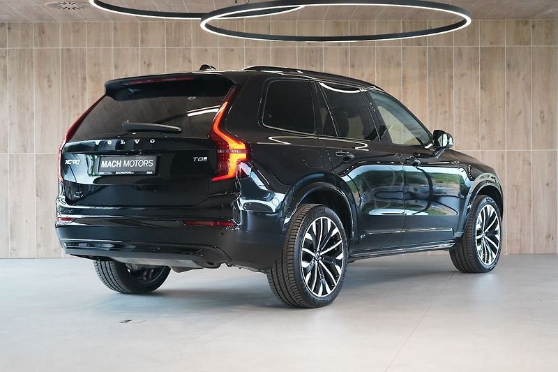 Volvo XC90 T8 PLUS Dark, Ventilace, 360° - fotka 8 z 50