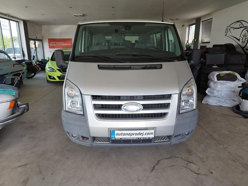 Ford Transit (2010) 2.2,85kW,KLIM.,9MÍST,TAŽ.ZAŘ. - fotka 2 z 27