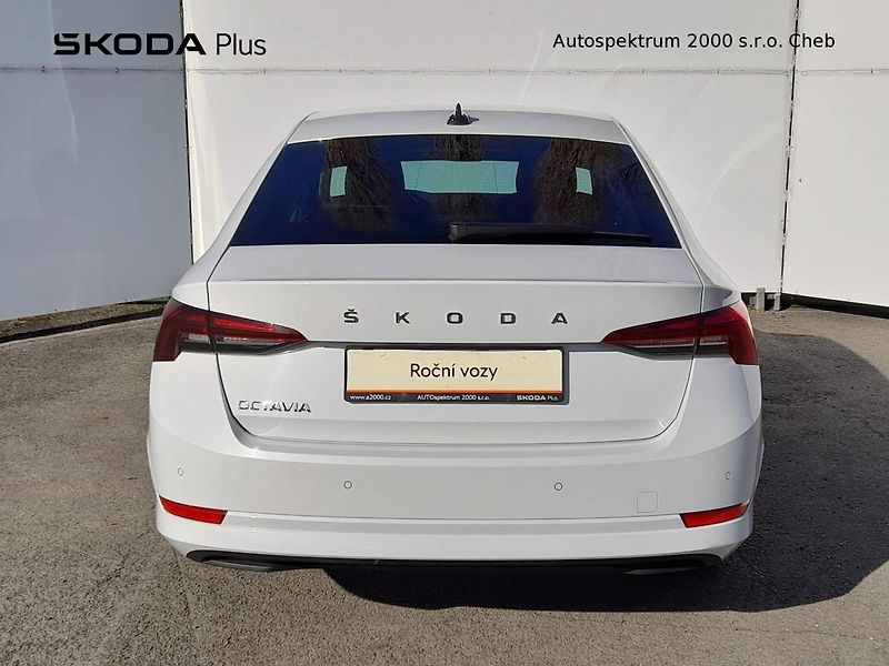 Škoda Octavia Ambition Plus 1.5 TSI 110kW 6M - fotka 9 z 20