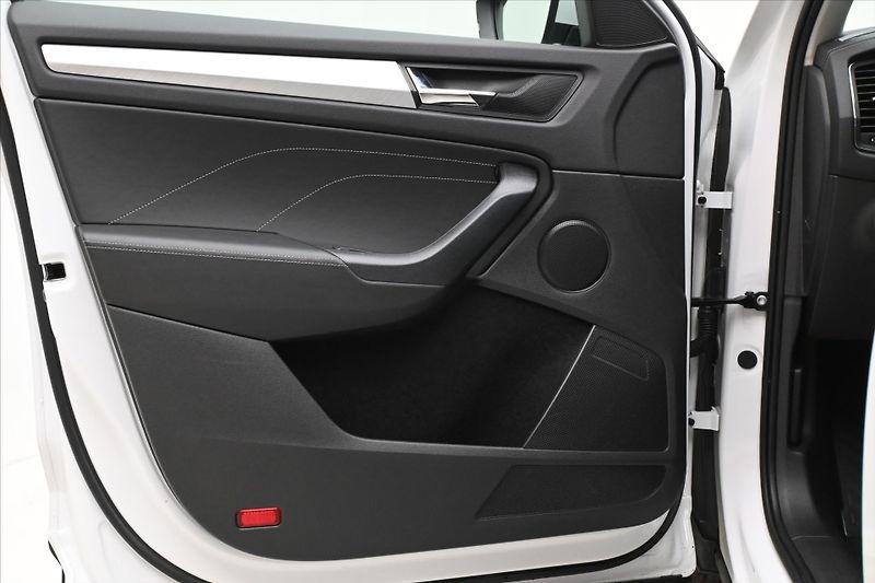 Škoda Kodiaq 1,5 TSI 110 kW DSG Ambition Zá - fotka 24 z 31