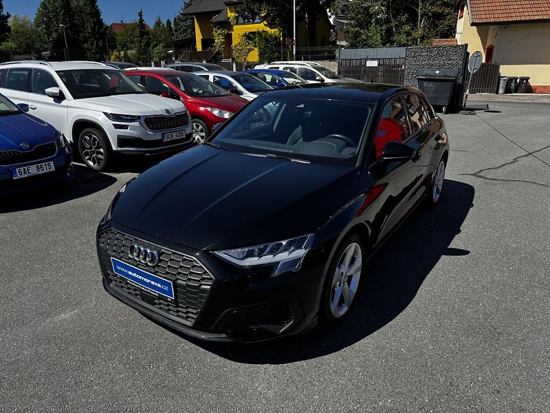 Audi A3 (2024) Sportback 35 TFSI - CZ - DPH - fotka 2 z 22
