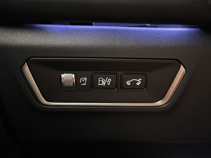 Lynk & Co 01 PHEV DCT AUT 1.maj - fotka 53 z 55