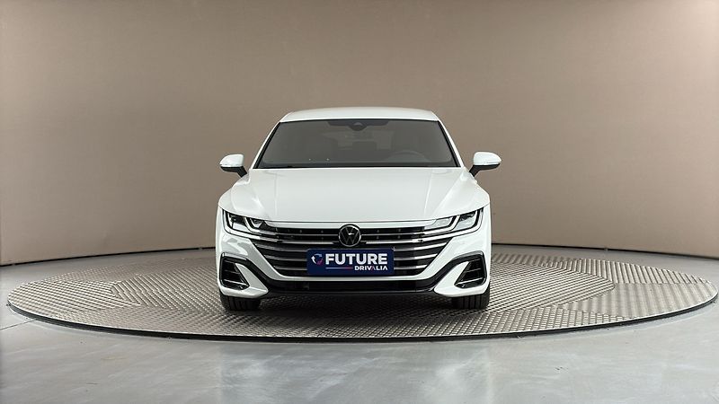Volkswagen Arteon 2.0 TSI DSG R-Line Shooting Br - fotka 3 z 31