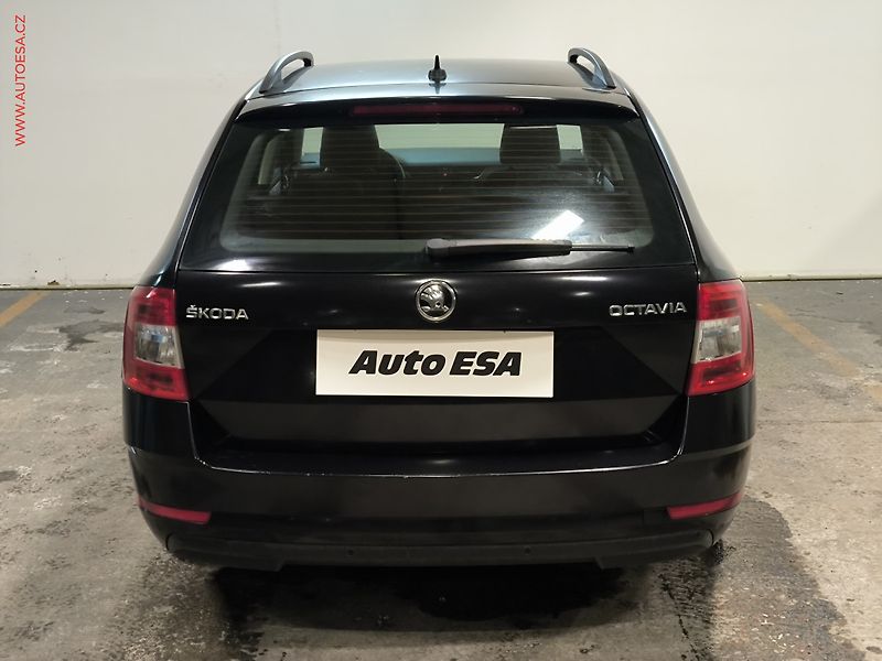 Škoda Octavia (2017) 1.6 TDi, Ambition, DSG - fotka 5 z 17