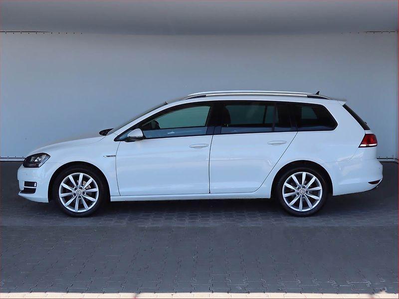 Volkswagen Golf (2015) 1.6 TDI, Serv.kniha, Navi - fotka 3 z 23