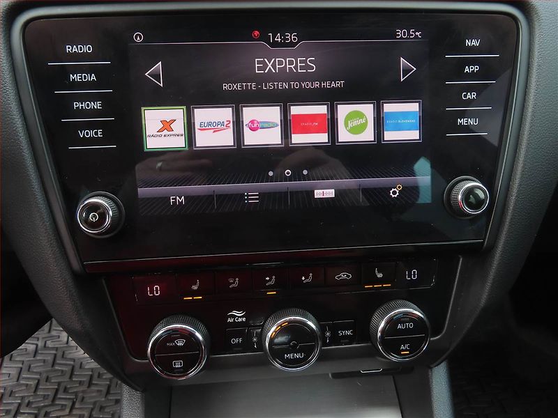 Škoda Octavia (2018) 1.6 TDI, Automat, Navi - fotka 18 z 25