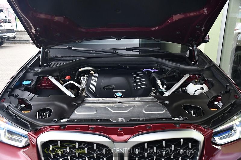 BMW X4 30d X-DRIVE M-SPORT KESSY - fotka 53 z 55