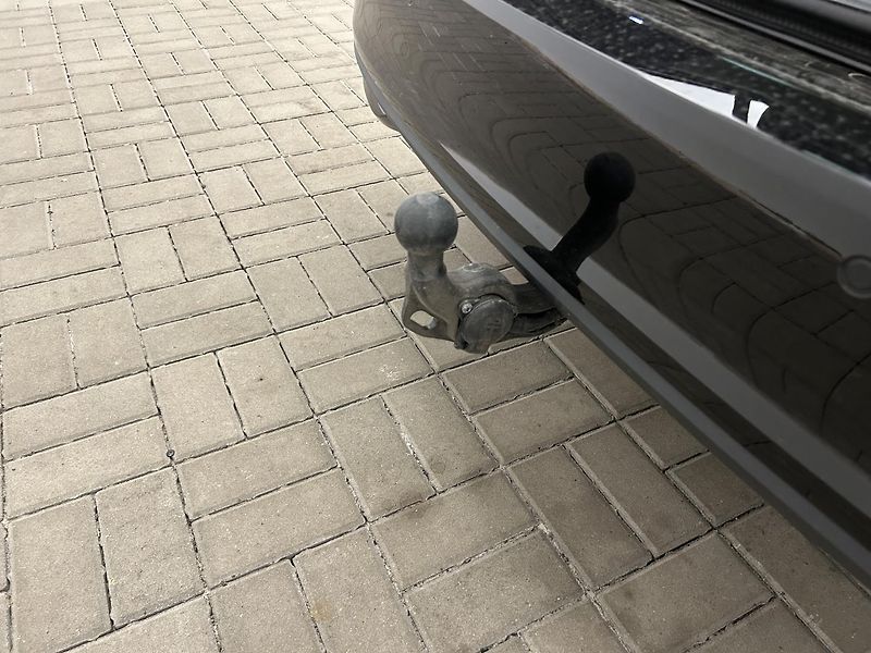 Škoda Octavia 2.0 TDI Top selection - fotka 22 z 23