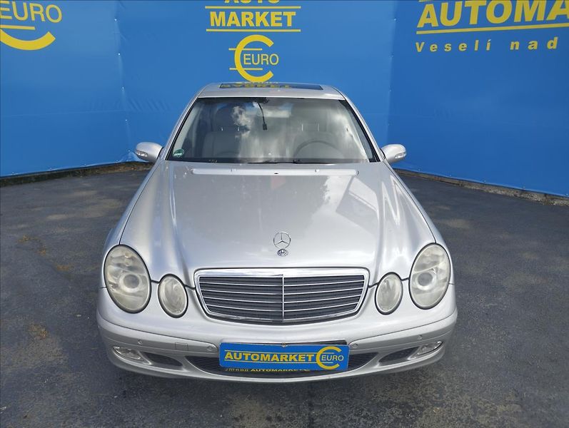 Mercedes-Benz Třídy E 120KW   1,8 - fotka 2 z 19