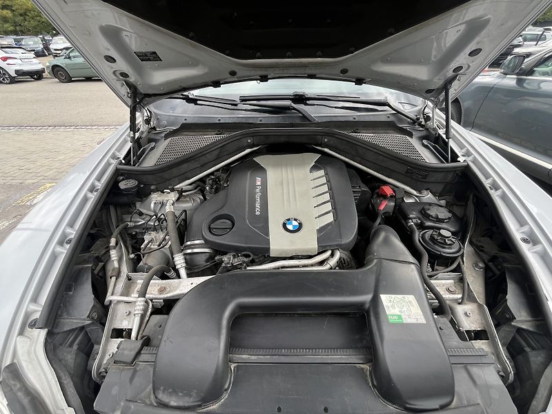 BMW X6 (2013) M50D - fotka 9 z 20