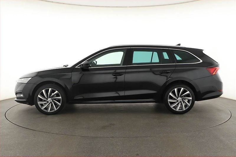 Škoda Octavia (2022) 2.0 TDI - fotka 3 z 20