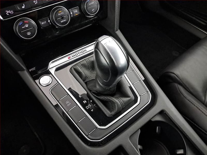 Volkswagen Passat (2018) 2.0 TDI, 4X4, Automat, Kůže - fotka 20 z 25