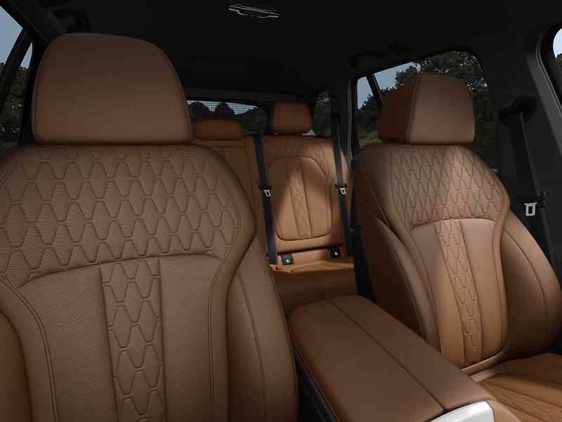 BMW X5 (2026) - fotka 9 z 10
