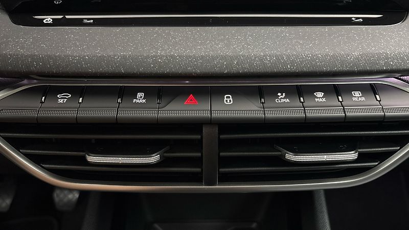 Škoda Octavia 2.0 TDI Style - fotka 13 z 27